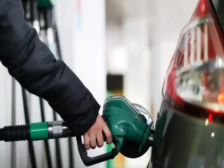 Petrol Diesel Price: ஏறுமுகத்தில் பெட்ரோல் டீசல் விலை.. இன்றைய நிலவரம் இதுதான்..!