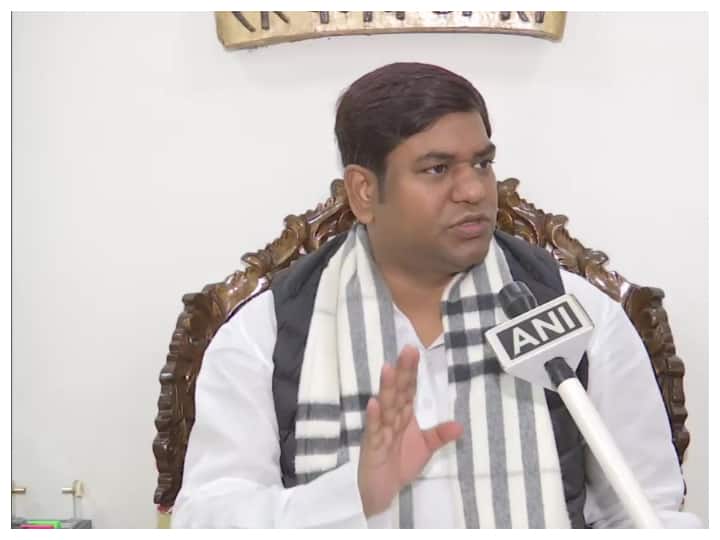 Bihar: CM Nitish Kumar Recommends Guv To Dismiss Mukesh Sahani From Cabinet Bihar: CM Nitish Kumar Recommends Guv To Dismiss Mukesh Sahani From Cabinet