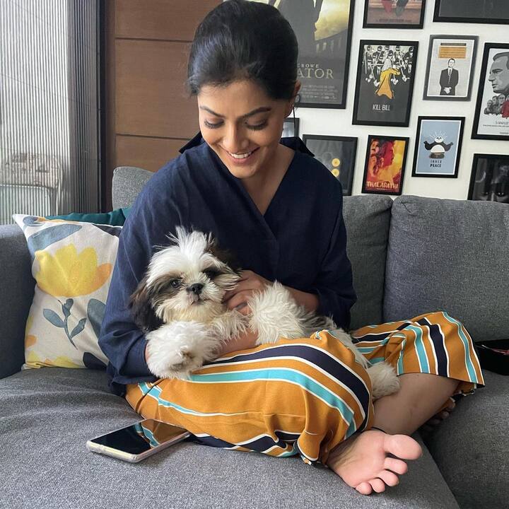 వరలక్ష్మీ శరత్ కుమార్ ఫోటోలు  -Image credit: Varalakshmi SarathKumar/Instagram