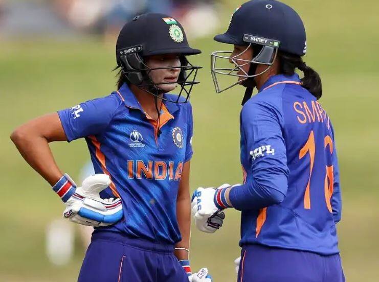 Women's World Cup, Three Indian batsmen hit half-centuries to give South Africa a 275-run target Women's World Cup: ਭਾਰਤ ਦੀਆਂ ਤਿੰਨ ਖਿਡਾਰਨਾਂ ਨੇ ਜੜਿਆ ਅਰਧ ਸੈਂਕੜਾ, ਦੱਖਣੀ ਅਫਰੀਕਾ ਨੂੰ ਦਿੱਤਾ 275 ਦੌੜਾਂ ਦਾ ਟੀਚਾ