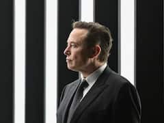 Elon Musk Mulls Over Creating Own Social Media Says Twitter Curtails 'Free Speech'