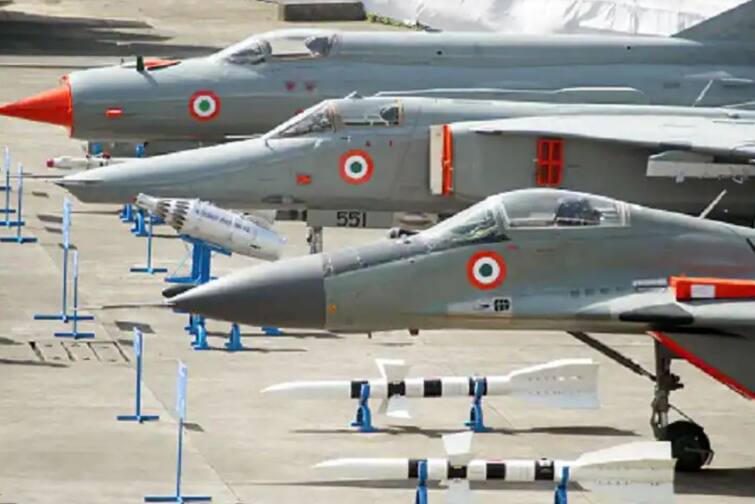 Indian Air Force Recruitment: IAF  recruitment 2022 for 10th and 12th pass candidate check in details Indian Air Force Recruitment: એરફોર્સમાં 10મું અને 12મું પાસ ઉમેદવારો માટે નીકળી, જાણો વિગત