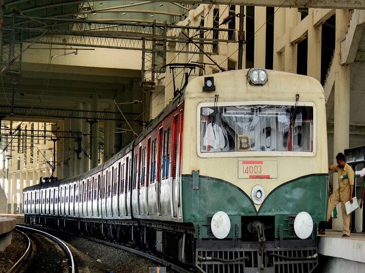 Chennai: Electric trains canceled Due to Maintenance work Chennai Electric Trains Canceled : பராமரிப்பு பணி.. சென்னையில் இங்கெல்லாம் மின்சார ரயில்கள் ஓடாது.. முழு விவரம் இதோ..!