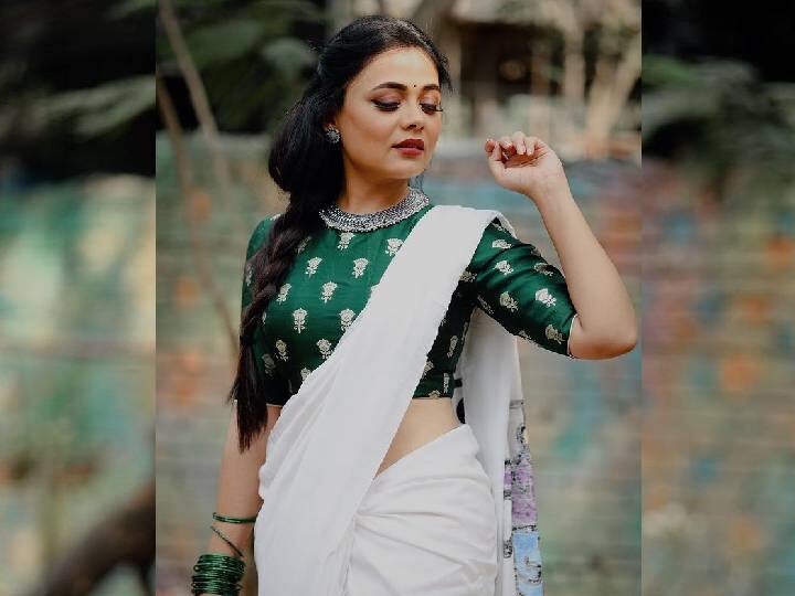 नुकतेच अभिनेत्रीने एक खास फोटोशूट केले आहे. या फोटोशूटमधील काही खास फोटो तिने चाहत्यांसोबत शेअर केले आहेत.