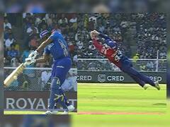 IPL 2022 का पहला लाजवाब कैच, पोलार्ड ने लगाया था ताकतवर शॉट, टिम साइफर्ट ने हवा में उड़ते हुए लपकी गेंद