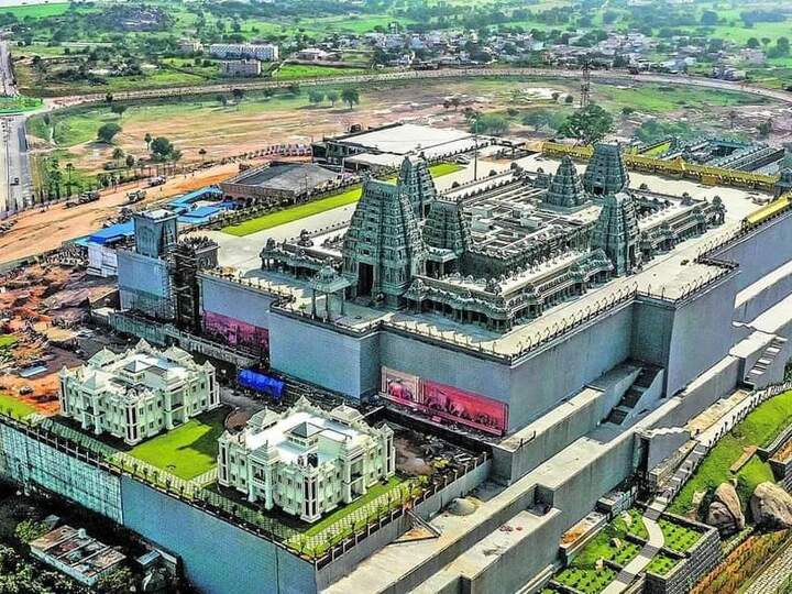 WATCH | Telangana CM KCR Inaugurates Renovated Yadadri Temple — Check New  Darshan Timings & Full Details