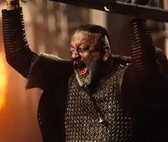 मान्यता दत्ता ने शेयर कर दीं ‘अधीरा’ की ट्रेनिंग की अनसीन फोटोज़, कहा-‘मुझे यकीन है, तुम फिर दहाड़ोगे’