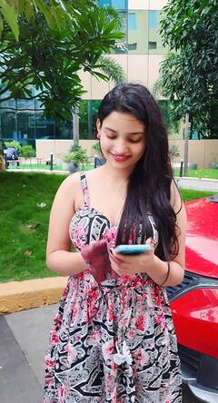 PHOTO : उफ्फ ये अदा...! काहीशा अवकाशानंतर पुन्हा सोशल मीडियावर परतली राजेश्वरी