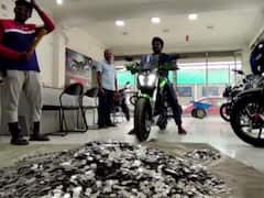 Tamil Nadu Youth Buys Dream Bike By Paying Rs 2.6 Lakh In Re 1 Coins Denomination - See Pics