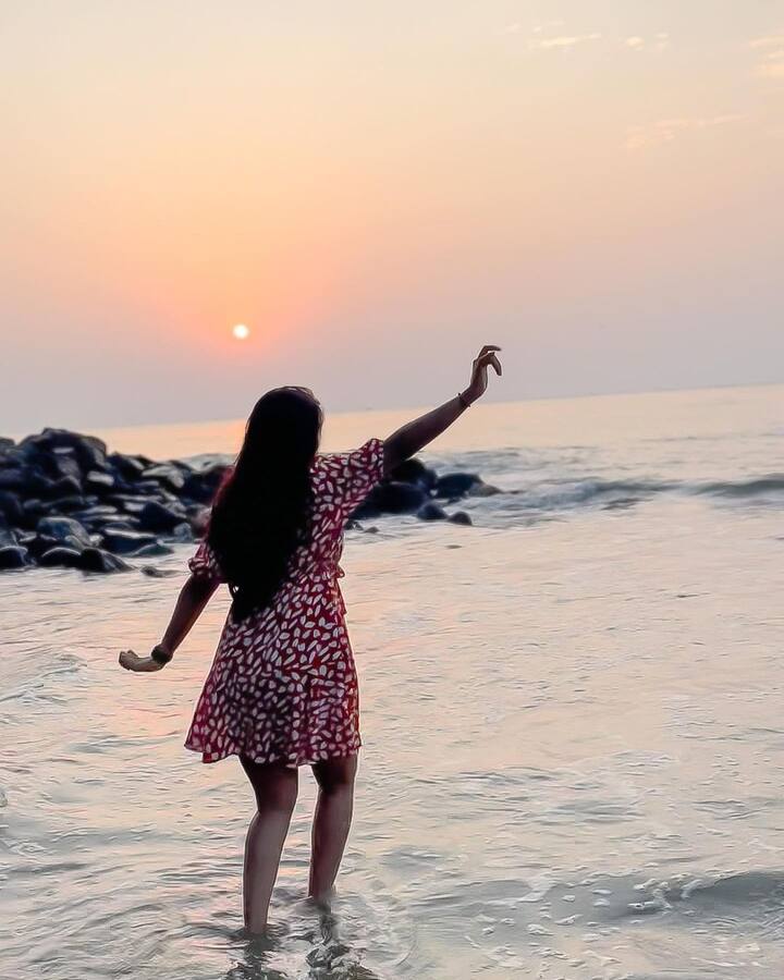 దీప్తి సునయన ఫోటోలు -Image credit: Deepthi Sunaina/Instagram