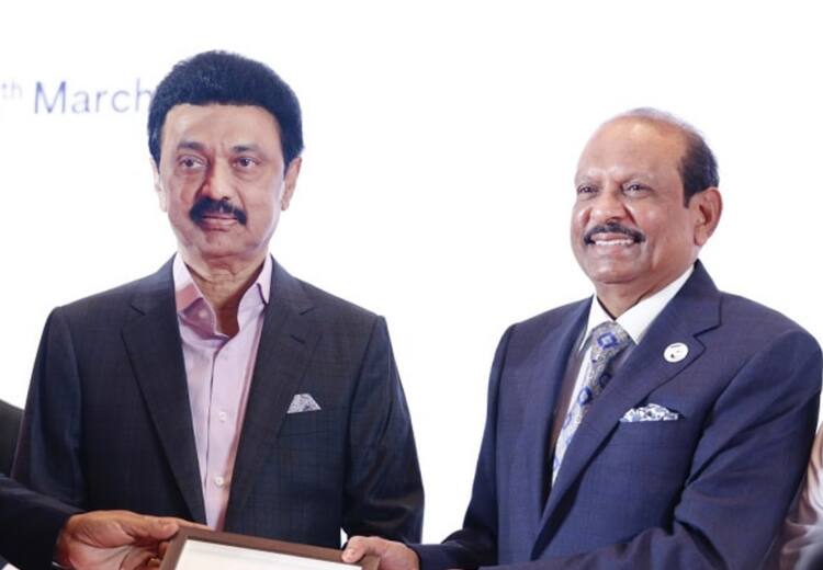 Yusuff Ali the founder of Lulu group met MK Stalin Chief Minister of Tamil Nadu ரூ.3500 கோடி முதலீடு.. 5000 பேருக்கு வேலை.. சென்னையில் முதலீடு செய்யும் லூலூ குழுமத்தின் நிறுவனர்.. யார் இந்த யூசுப் அலி?