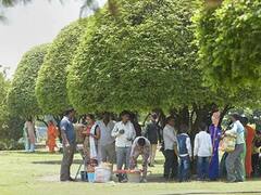 Delhi-NCR Weekly Weather Forecast: दिल्ली में गर्मी से राहत के कोई आसार नहीं, हवा भी हुई बहुत खराब, जानें- इस हफ्ते के मौसम का पूरा हाल