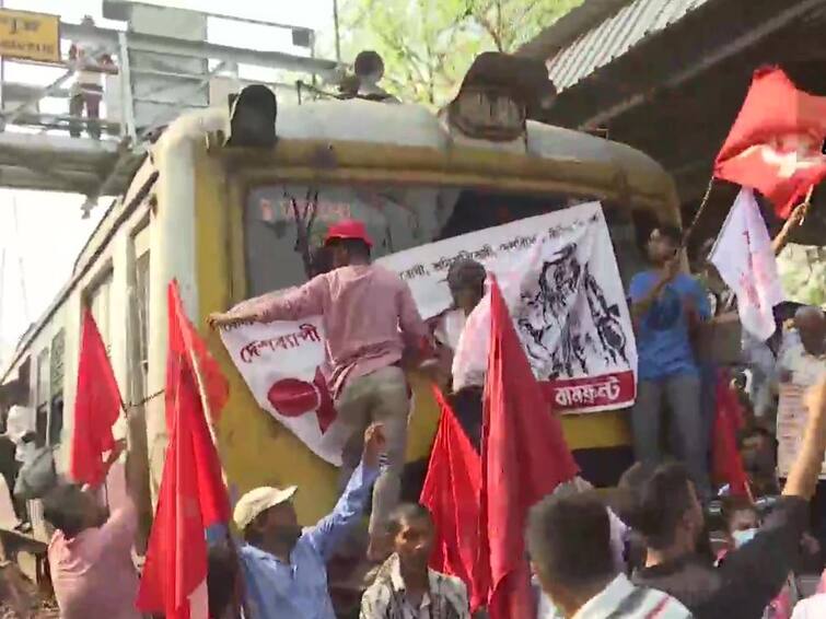 Bharat Bandh Live Updates: दिल्ली समेत कई शहरों में बैंक बंद, कोलकाता में ट्रेन रोकी, हड़ताल से आम जनता त्रस्त