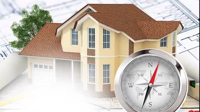 Vastu Tips For New Home Know Vastu Rules For Buy New Home And New Flat ઘર ખરીદતી વખતે મુખ્ય દ્વારની દિશા સહિત  આ બાબતોને ચેક કરવાનું ન ભૂલશો, પરિવારના સભ્યોને સુખ શાંતિને મળશે સફળતા માટે છે જરૂરી