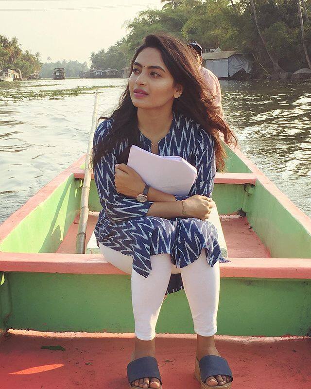 వెబ్ సిరీస్ లు, షార్ట్ ఫిలిమ్స్ తో పాపులర్ అయిన అలేఖ్యా హారికాకు బిగ్ బాస్ సీజన్ 4లో ఛాన్స్ వచ్చింది. (Photo Courtesy: Alekhya Harika Instagram)