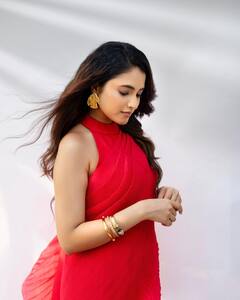 priyanka mohan: மெழுகு டால்.. பிரியங்கா மோகனின் லேட்டஸ்ட் க்ளிக்ஸ்...