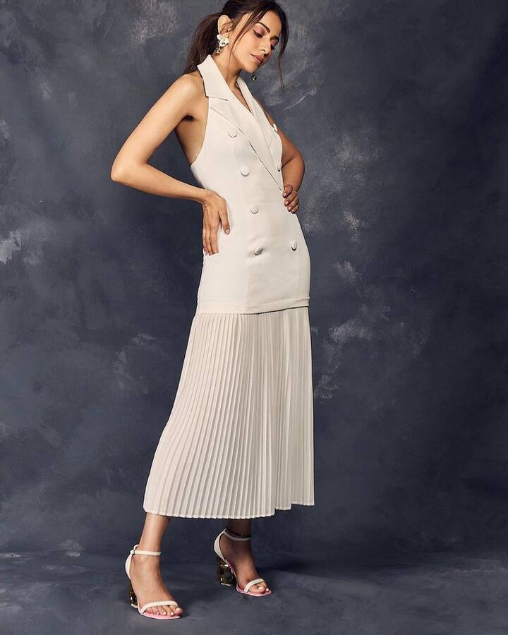 ఈ మధ్యకాలంలో రకుల్ బాలీవుడ్ లో వరుస సినిమాలు చేస్తోంది. (Photo Courtesy: Rakul Instagram)