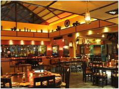 बहरीन में भारतीय रेस्तरां ने घूंघट वाली महिला को नहीं दी एंट्री, वीडियो वायरल होते ही लोकल प्रशासन ने लगवाया ताला