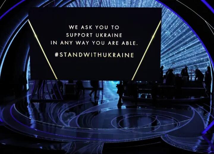 Oscars 2022: 94th Academy Award Holds A Moment Of Silence For Ukraine Oscars 2022: 94th Academy Award Holds A Moment Of Silence For Ukraine