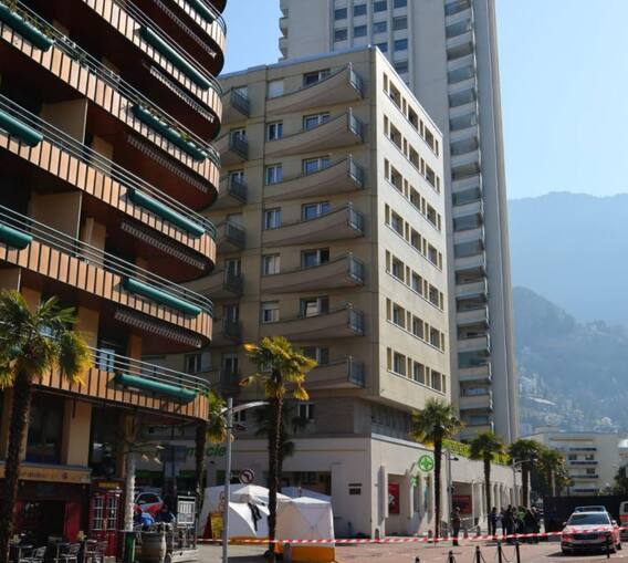 Crime News:  ગ્રુપ સુસાઈડનો મામલો આવ્યો સામે, એક જ પરિવારના 5 સભ્યોએ સાતમા માળેથી લગાવી મોતની છલાંગ