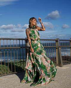 VIRAL STORY: काय सांगता? महिलेनं 21 दिवसांत केलं 15 लोकांना डेट..