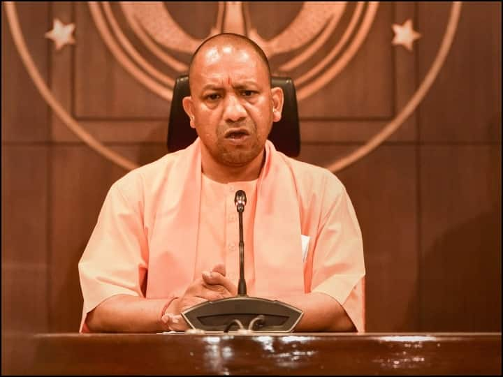 UP Budget 2022-23 How will be the first budget of Yogi Sarkar 2.0 Know instructions of CM Yogi Adityanath ann UP Budget 2022-23: कैसा होगा योगी सरकार 2.0 का पहला बजट, किन बातों का रखा जाएगा ध्यान? जानें- सीएम योगी के निर्देश