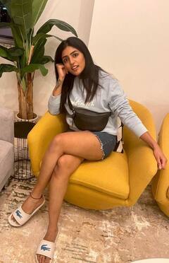 Actress Eesha Rebba: நடிகை ஈஷா ரெப்பாவின் ரீசண்ட் க்ளிக்ஸ்!!