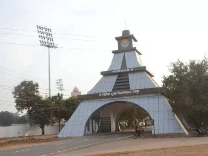 Chhattisgarh: छत्तीसगढ़ के पंडित रविशंकर शुक्ल विश्वविद्यालय में ऑफलाइन परीक्षा का टाइम टेबल निरस्त, ऑनलाइन होगा एग्जाम Chhattisgarh Exam time table canceled in Chhattisgarh Pandit Ravi Shankar University new schedule will come soon ANN Chhattisgarh: छत्तीसगढ़ के पंडित रविशंकर शुक्ल विश्वविद्यालय में ऑफलाइन परीक्षा का टाइम टेबल निरस्त, ऑनलाइन होगा एग्जाम