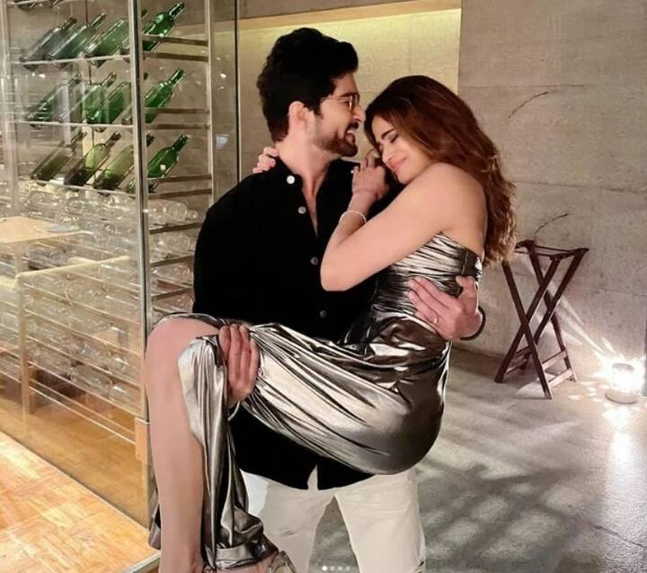 बीते दिनों ये खबर आई कि शमिता और राकेश का ब्रेकअप हो गया है, हालांकि शमिता ने इन खबरों को पूरी तरह से झूठा करार दिया.