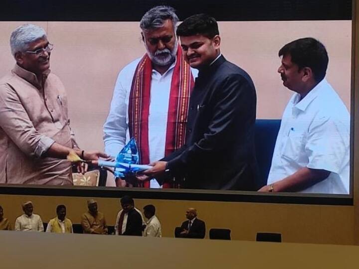 Surajpur district was honored at national level in New Delhi for water power conservation works ANN Surajpur: जल शक्ति संरक्षण कार्यों में सूरजपुर जिला राष्ट्रीय स्तर पर हुआ पुरस्कृत, दिल्ली में किया गया सम्मानित