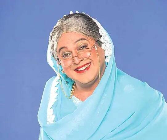 अली असगर – अली असगर कई सालों तक कपिल शर्मा शो का हिस्सा रहे लेकिन मीडिया रिपोर्ट्स की माने तो कपिल और उनकी टीम से मनमुटाव के बाद उन्होंने शो से दूरी बना ली. तब से वो शो में नजर नहीं आए हैं. (फोटो – सोशल मीडिया)