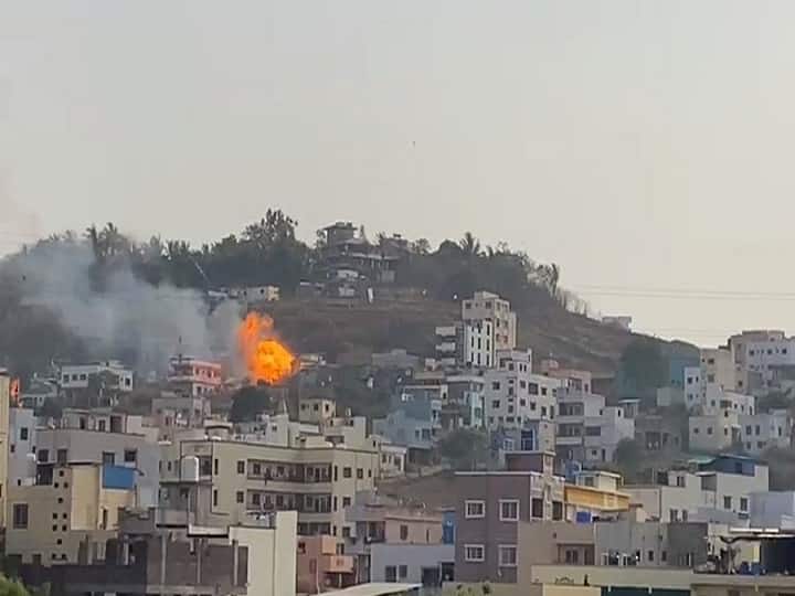 Pune Fire 20 Cylinders Explode In Katraj Area viral video Gandharv Lawns Maharashtra Pune Municipal Corporation PMC Pune Fire: 20 Cylinders Explode In Katraj Area