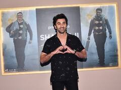 Ranbir Kapoor Goes All Hearts During Promotions Of Father Rishi Kapoor’s Swansong Film ‘Sharmaji Namkeen’, PICS