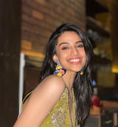 Meenakshi Chaudhary: అబ్బబ్బా ఎంత హాట్‌గా ఉందో ఖిలాడీ భామ