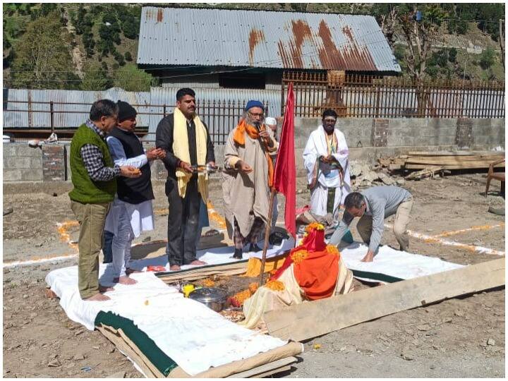 उत्तरी कश्मीर में एलओसी के पास शारदा मंदिर बनाने का काम शुरू, कश्मीरी हिंदुओं ने लिया हिस्सा
