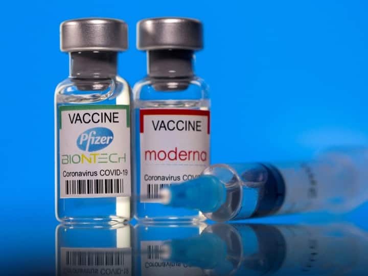 FDA authorizes another booster dose of Pfizer or Moderna COVID-19 vaccine for people age 50 and above FDA on Covid Vaccines: 50 ఏళ్లు పైబడిన వారందరికీ రెండో బూస్టర్ డోస్, ఫైజర్ వ్యాక్సిన్ పై FDA కీలక నిర్ణయం