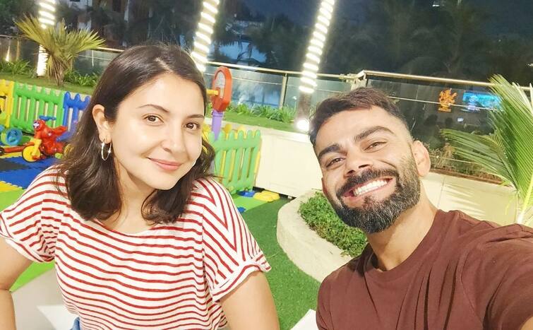 ipl 2022: anushka sharma entered in bio bubble virat kohli shares picture with Anushka IPL 2022: અનુષ્કા શર્મા પતિ વિરાટ સાથે બાયો-બબલમાં રહેવા આવી, જાણો શું છે બાયો-બબલમાં એન્ટ્રીના નિયમ