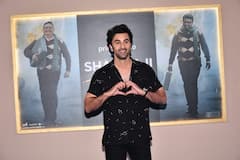 Ranbir Kapoor Goes All Hearts During Promotions Of Father Rishi Kapoor’s Swansong Film ‘Sharmaji Namkeen’, PICS