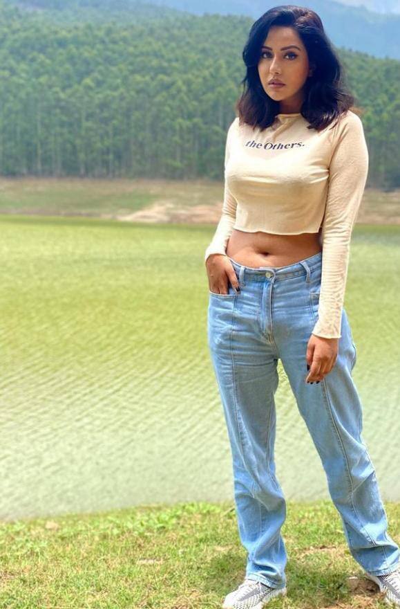 ஆத்தங்கரை மரமே அரச மர இலையே
