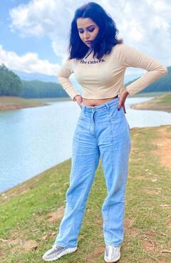 Bigg boss raiza: பிக்பாஸ் ரைசாவின் மாடர்ன் க்ளிக்ஸ்..!