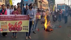 Bharat Bandh: ধর্মঘটের দ্বিতীয় দিনে বারাসাতে জাতীয় সড়ক অবরোধ ।Bangla News