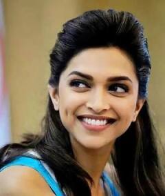 आलिया भट्ट या फिर दीपिका पादुकोण... ये हैं बॉलीवुड की वो हसीनाएं जिनके गालों के 'डिंपल' से घायल होते हैं फैंस