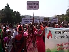 पाहा फोटो : राजापूरमधील प्रस्तावित रिफायनरी विरोधात स्थानिकांचा एल्गार