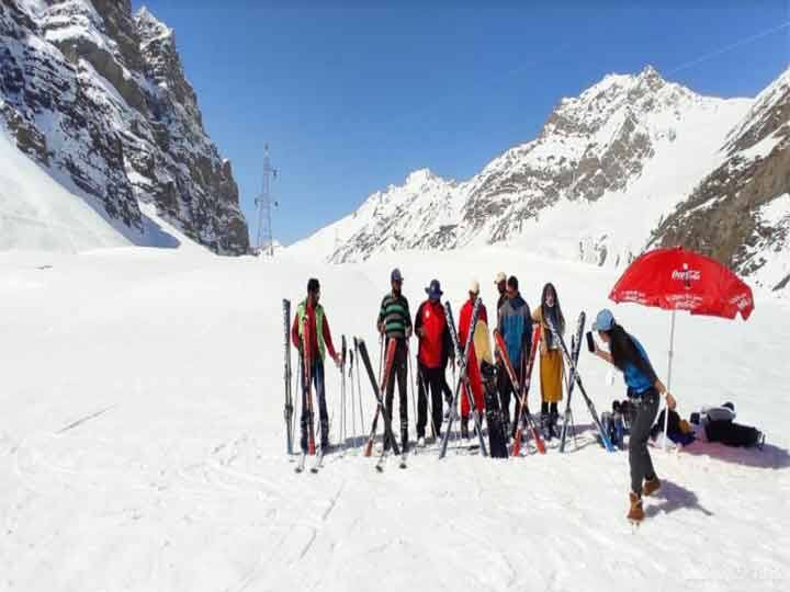‘बर्फीले रेगिस्तान’ के इस इलाके में गर्मियों में भी ले सकते हैं स्कींइग का मजा, अप्रैल के अंत तक रहती है बर्फ In Drass Ladakh you can enjoy skiing even in summer snow remains till the end of April ann ‘बर्फीले रेगिस्तान’ के इस इलाके में गर्मियों में भी ले सकते हैं स्कींइग का मजा, अप्रैल के अंत तक रहती है बर्फ