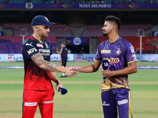 RCB vs KKR: आरसीबी ने किया टॉस जीतकर पहले गेंदबाजी का फैसला, जानिए प्लेइंग इलेवन में किसे-किसे मिली जगह