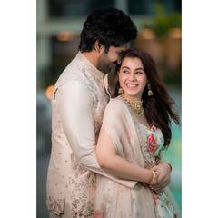 Aadhi Nikki Galrani Photos:நீ கவிதைகளா.. ஆதி - நிக்கி கல்ராணி நிச்சயதார்த்த புகைப்படங்கள்!