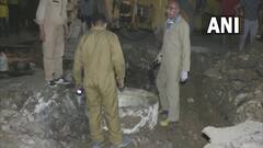 દિલ્હીમાં મોટી દુર્ઘટના, 3 લોકો ઊંડી ગટરમાં પડ્યા, બચાવવા ગયેલો રિક્ષાવાળો પણ ફસાઈ ગયો