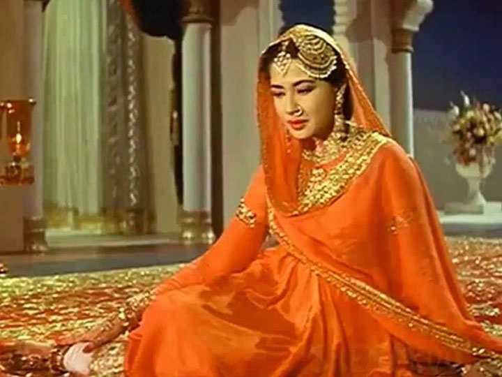 Tragedy Queen Meena Kumari: मीना कुमारी को देख डायलॉग भूल जाते थे राज कुमार, डाकू भी थे ट्रेजडी क्वीन के फैन