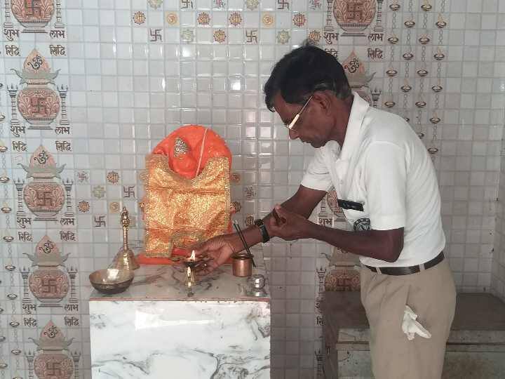 Bastar Chhattisgarh 65 years old Bajrangi Bhaijaan Kader Khan set example of unity among Hindu Muslims ANN Bastar News: बस्तर के बजरंगी भाईजान ने हिंदू-मुसलमानों के बीच पेश की है एकता की मिसाल, हर तरफ होती है तारीफ