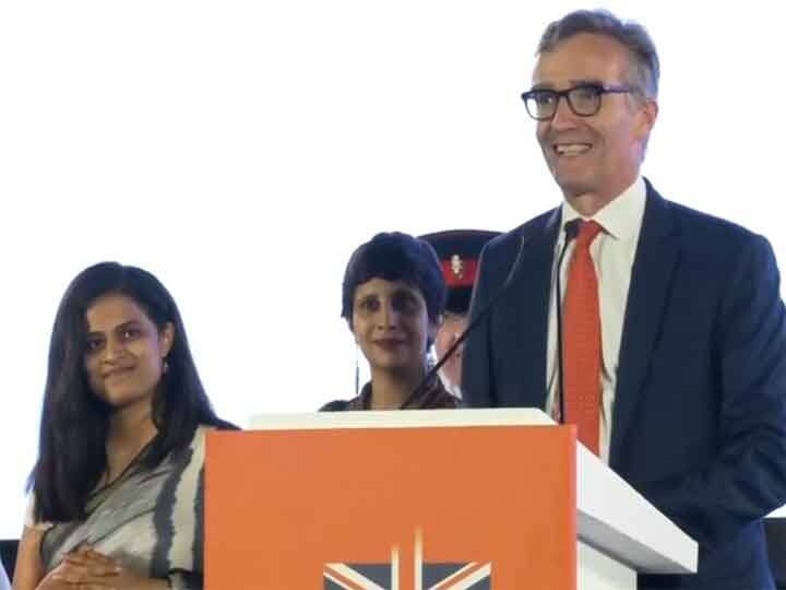 ब्रिटिश उच्चायुक्त ने हिंदी में किया संबोधित, बोले- रूस की वजह से आजकल यूक्रेन में बहुत मुश्किल है लेकिन... British High Commissioner addressed in Hindi says nowadays it is very difficult in Ukraine because of Russia but.. ब्रिटिश उच्चायुक्त ने हिंदी में किया संबोधित, बोले- रूस की वजह से आजकल यूक्रेन में बहुत मुश्किल है लेकिन...